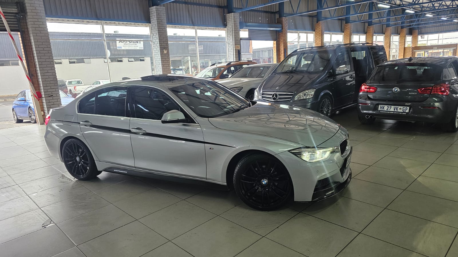 2016 BMW 320i M Sport